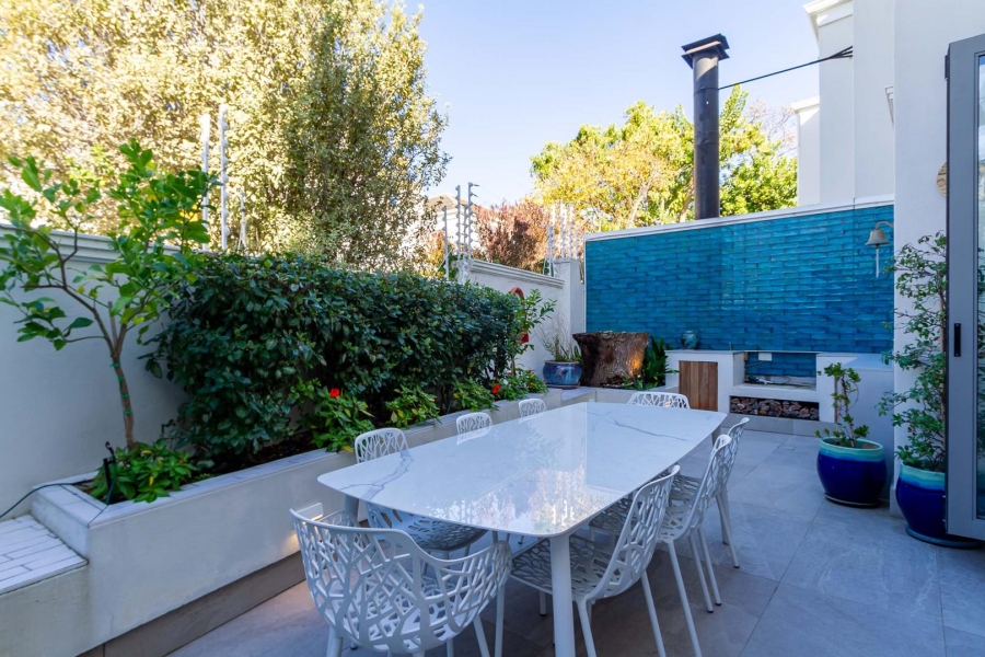 3 Bedroom Property for Sale in Kenilworth Western Cape